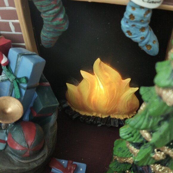 Bradford Ex Thomas Kinkade True Meaning of Christmas W/Lights Sound NO ADAPTER - Picture 12 of 16